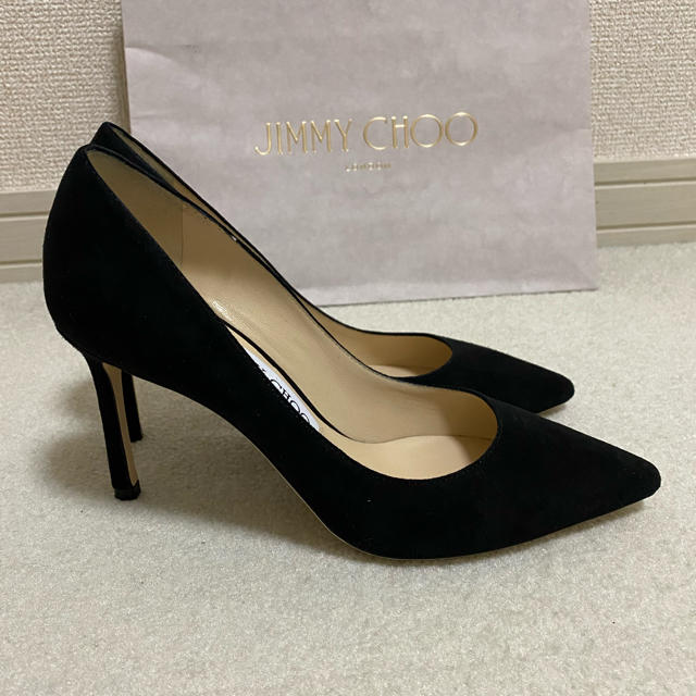 JIMMY CHOO(ジミーチュウ)の【未使用に近い】ジミーチュウ　スエードパンプス　黒　サイズ35 レディースの靴/シューズ(ハイヒール/パンプス)の商品写真