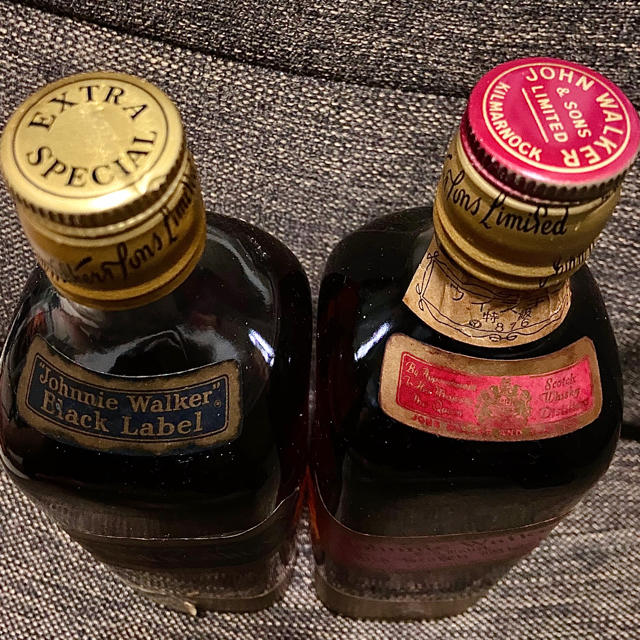 【希少品】ジョニーウォーカー オールド 特級 ブラック レッド 2本セット 食品/飲料/酒の酒(ウイスキー)の商品写真