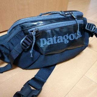 パタゴニア(patagonia)のパタゴニア ウエストポーチ ボディバッグ ショルダーバッグ ロゴ ブラックホール(ボディバッグ/ウエストポーチ)