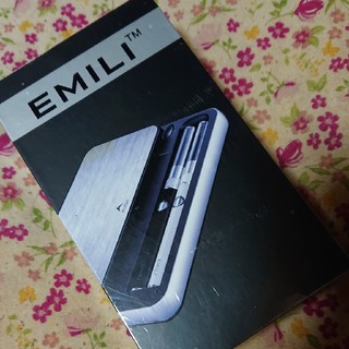 EMILI エミリ 新品未開封 電子タバコ(タバコグッズ)