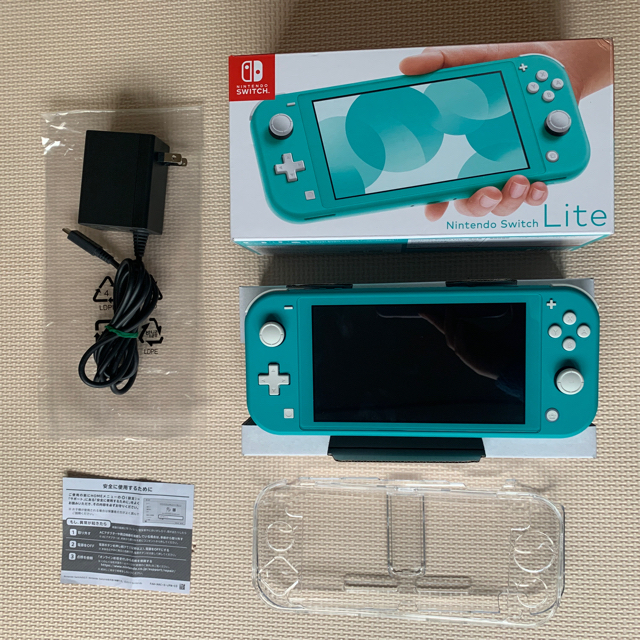 Nintendo Switch  Lite ターコイズ　保護カバー保護ガラス付きエンタメホビー