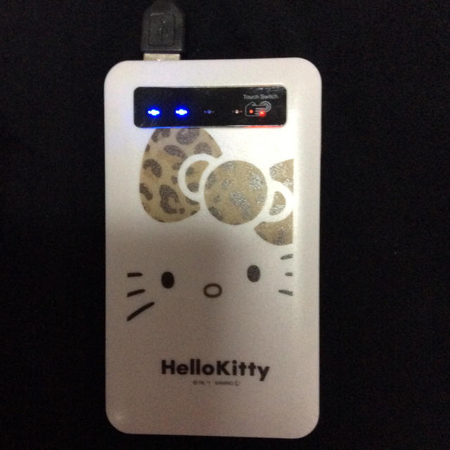 ハローキティ(ハローキティ)のキティ モバイルバッテリー スマホ/家電/カメラのスマートフォン/携帯電話(バッテリー/充電器)の商品写真