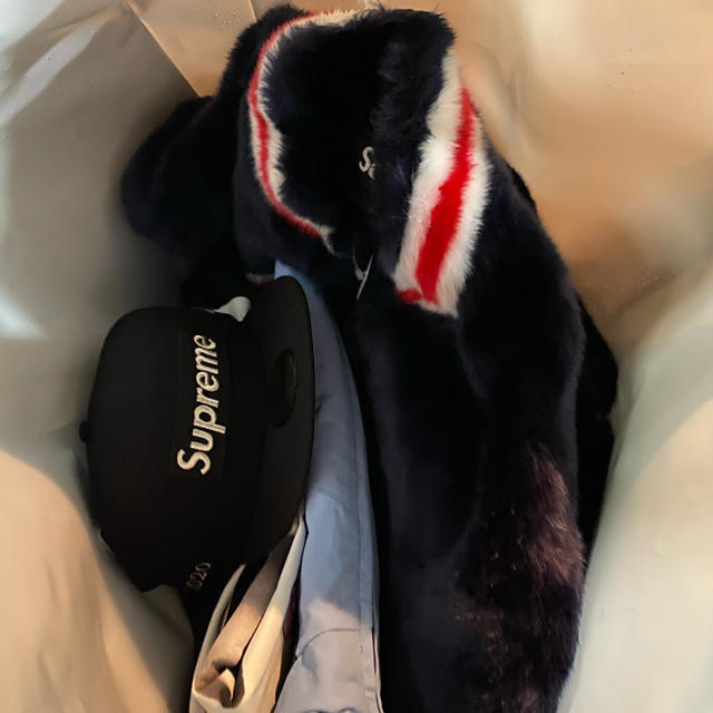 Supreme(シュプリーム)のsupreme week1 Faux Fur Varsity Jacket メンズのジャケット/アウター(その他)の商品写真