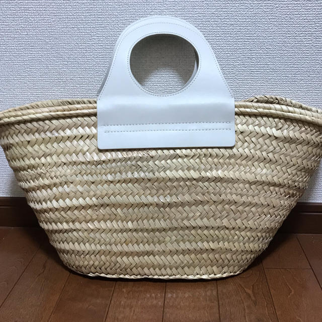 バッグ専用　美品 hereu へリュー カゴバッグ レザー かごバッグ