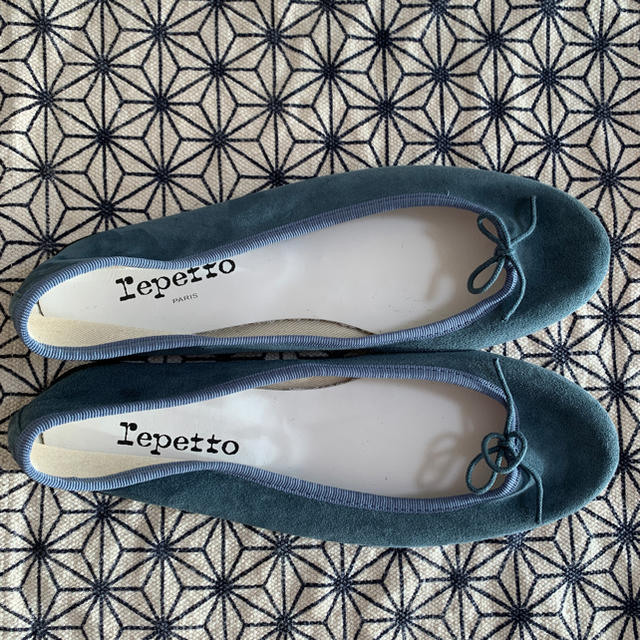 repetto(レペット)の未使用　レペット　バレエシューズ　水色　39サイズ レディースの靴/シューズ(バレエシューズ)の商品写真