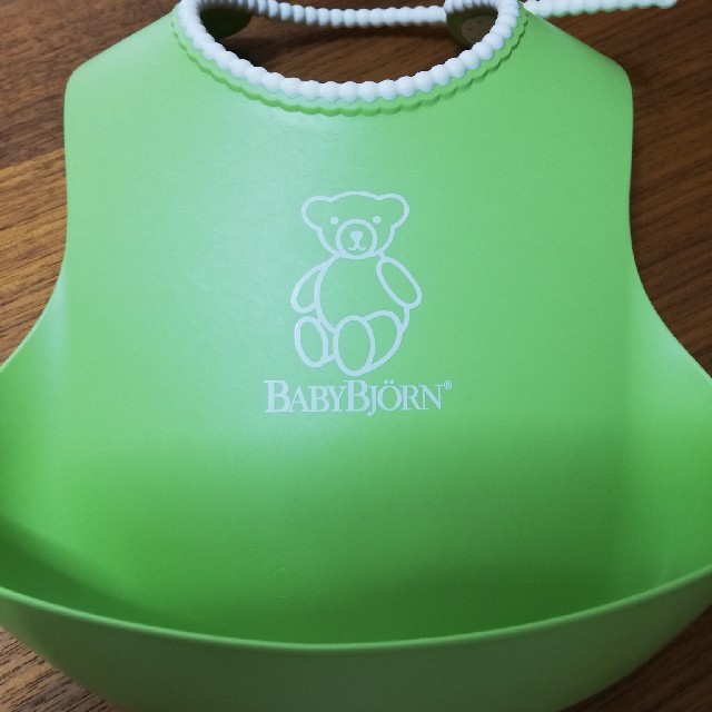 BABYBJORN(ベビービョルン)のベビービョルン　お食事スタイ　 キッズ/ベビー/マタニティの授乳/お食事用品(お食事エプロン)の商品写真