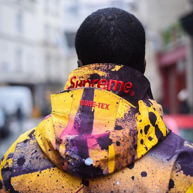 Supreme(シュプリーム)の黄色 M supreme GORE-TEX Anorak メンズのジャケット/アウター(ナイロンジャケット)の商品写真