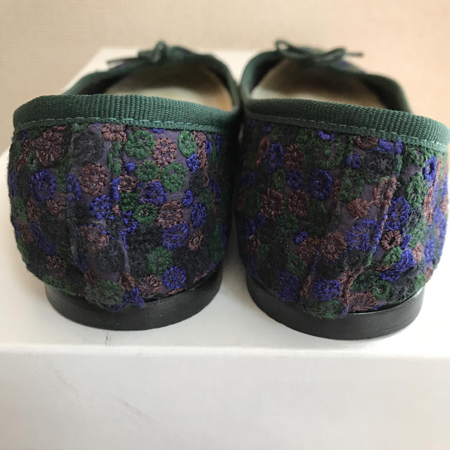 repetto(レペット)の《Ⓜ︎様専用》ミナペルホネン ×レペット 刺繍フラットシューズ バレエシューズ レディースの靴/シューズ(バレエシューズ)の商品写真