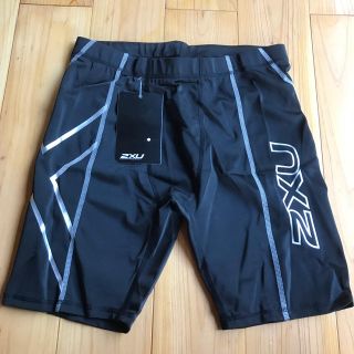 ツータイムズユー(2XU)の2XU  メンズ ショートパンツ Sサイズ silver(ショートパンツ)