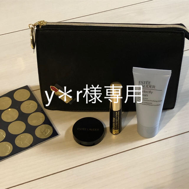 Estee Lauder(エスティローダー)のエスティローダーポーチセット コスメ/美容のベースメイク/化粧品(その他)の商品写真