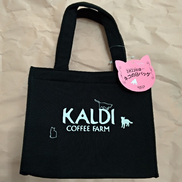 KALDI(カルディ)のKALDI　中身全部揃い　猫の日バッグ レディースのバッグ(トートバッグ)の商品写真