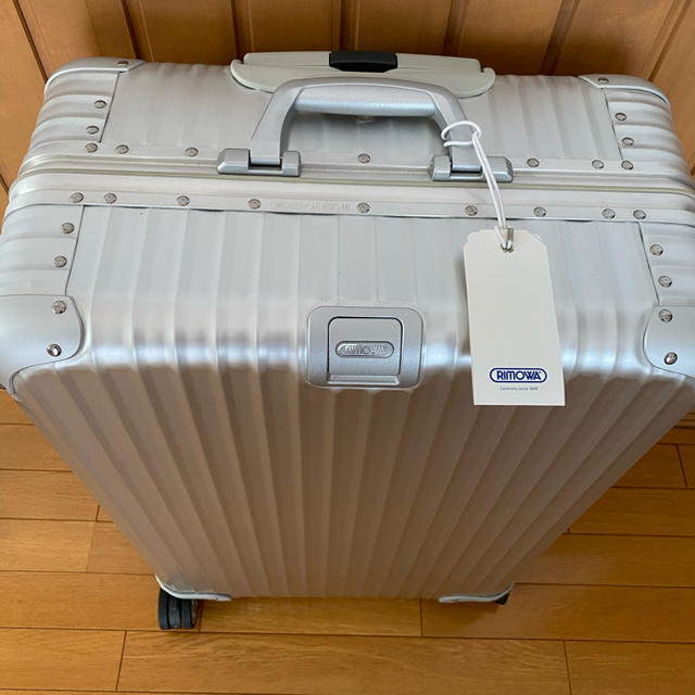 最愛 RIMOWA ※タロ姫※ RIMOWA トラベルバッグ/スーツケース RIMOWA × RTFKT キャリーケース