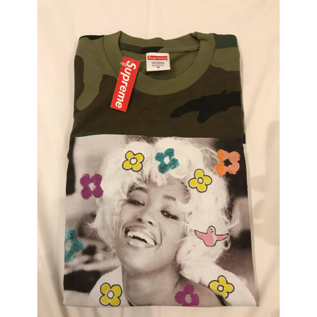 Supreme(シュプリーム)のSupreme Naomi T-shirt カモ メンズのトップス(Tシャツ/カットソー(半袖/袖なし))の商品写真