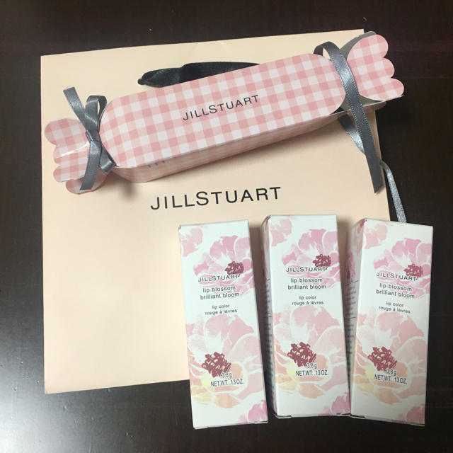 JILLSTUART(ジルスチュアート)のキャンディボックス付き♥ジルスチュアート ブリリアントブルーム 3色セット コスメ/美容のベースメイク/化粧品(口紅)の商品写真