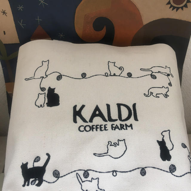 KALDI(カルディ)のカルディ♡ネコの日バッグプレミアム レディースのバッグ(トートバッグ)の商品写真