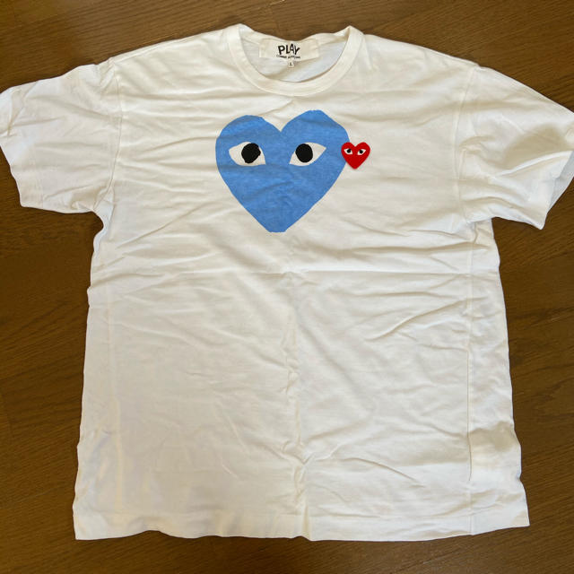 COMME des GARCONS(コムデギャルソン)の（値下げ）COMMEdesGARCONSPLAY  ジャスティンビ-バ- メンズのトップス(Tシャツ/カットソー(半袖/袖なし))の商品写真