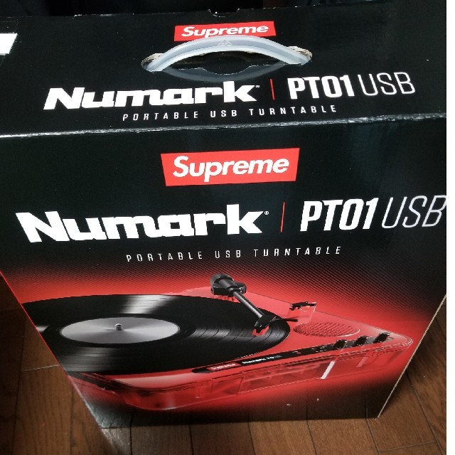 Supreme®/Numark® PT01 Portable Turntable 1