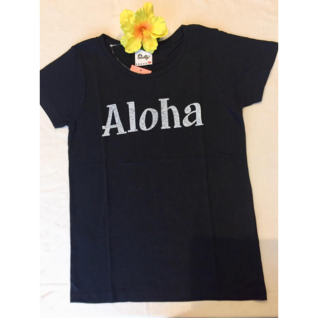 値下げラスト一点！アロハTシャツ！ハワイ フラダンス  アロハシャツ レディースのトップス(Tシャツ(半袖/袖なし))の商品写真