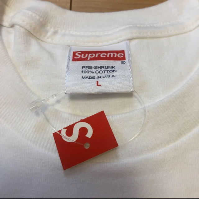 Supreme(シュプリーム)のSupreme シュプリーム Cherries Tee チェリーズ Tシャツ メンズのトップス(Tシャツ/カットソー(半袖/袖なし))の商品写真