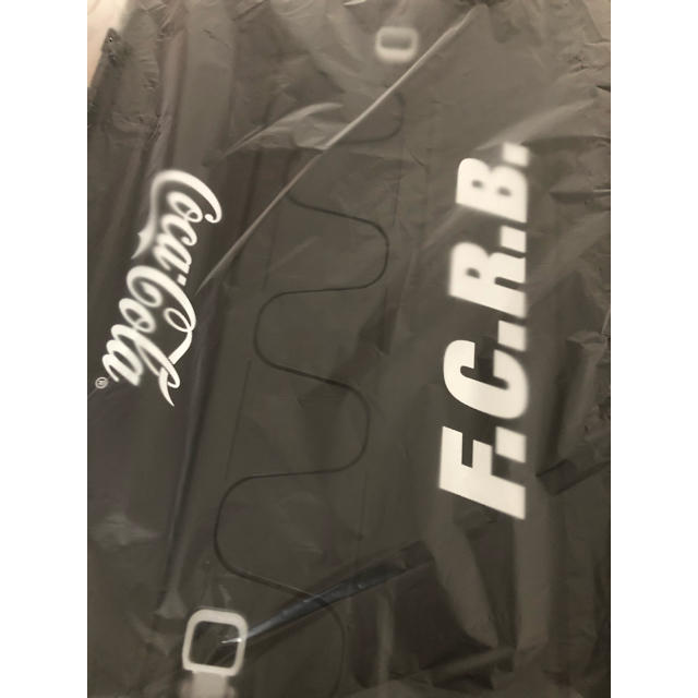 F.C.R.B.(エフシーアールビー)のFCRB コカコーラ CONTAINER 黒 メンズのファッション小物(その他)の商品写真