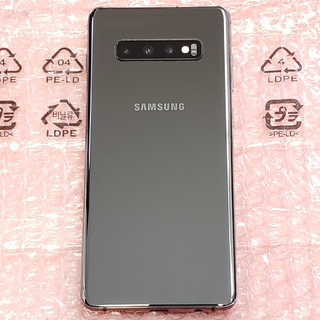 SAMSUNG(サムスン)の海外版SIMフリー　Galaxy S10+ 大容量512GB スマホ/家電/カメラのスマートフォン/携帯電話(スマートフォン本体)の商品写真