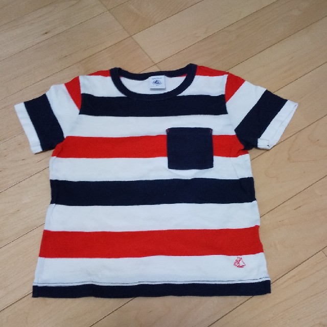 PETIT BATEAU(プチバトー)の最終価格 プチバトー トップス 94 キッズ/ベビー/マタニティのキッズ服男の子用(90cm~)(Tシャツ/カットソー)の商品写真