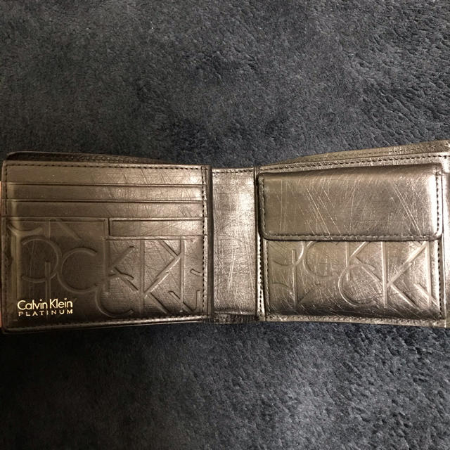 Calvin Klein - Calvin Klein PLATINUM 二つ折り財布の通販 by T's