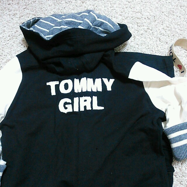 tommy girl(トミーガール)の4/5までニコ様 専用　TOMMYｾｯﾄ レディースのワンピース(その他)の商品写真