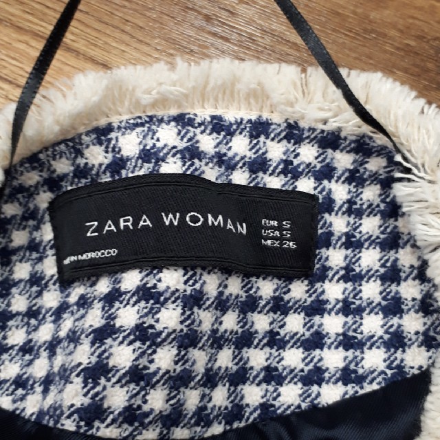 ZARA(ザラ)のZARA　ツィード　ノーカラーコート　スプリングコート レディースのジャケット/アウター(ノーカラージャケット)の商品写真