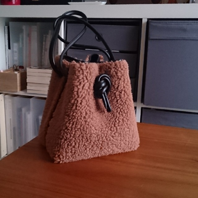 最終値下げ☆VASIC☆bondminiボアfar camel 新品同様 - naxoscap.com.br