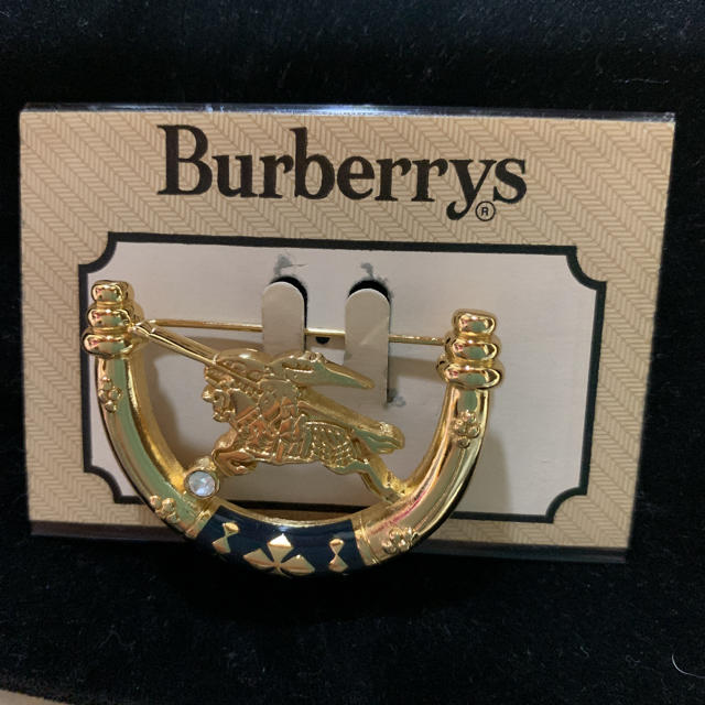 BURBERRY - Burberrys ブローチ ゴールド 新品！！の通販 by ゆずと