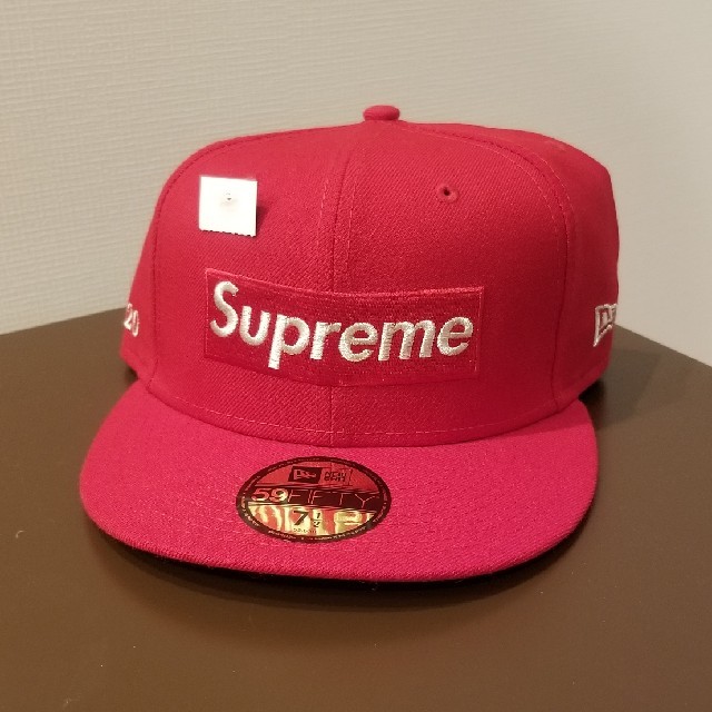 Supreme　$1M Metallic Box Logo New Era®