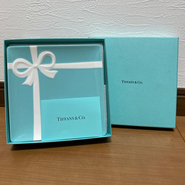 Tiffany & Co.(ティファニー)のティファニー　デザートプレート2枚セット インテリア/住まい/日用品のキッチン/食器(食器)の商品写真