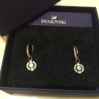 スワロフスキー(SWAROVSKI)のSWAROVSKI ピアス(ピアス)