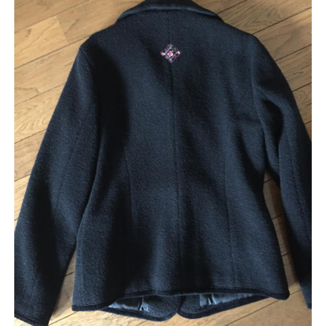 しっかりとした ジャケット刺繍、黒っぽい紺色？下記のサイズ参考に レディースのジャケット/アウター(テーラードジャケット)の商品写真