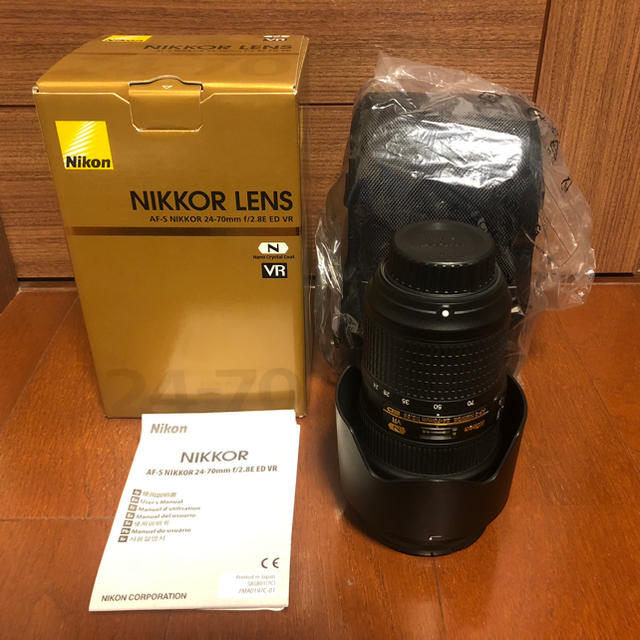 Nikon NIKKOR AF-S 24-70mm f2.8E ED VR 美品カメラ