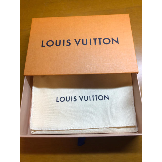 LOUIS VUITTON(ルイヴィトン)のLOUIS VUITTON 箱 メンズの時計(その他)の商品写真