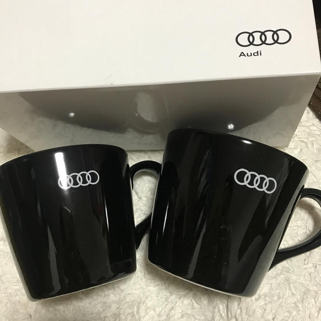 AUDI(アウディ)のAudi 新品ペアマグ インテリア/住まい/日用品のキッチン/食器(グラス/カップ)の商品写真