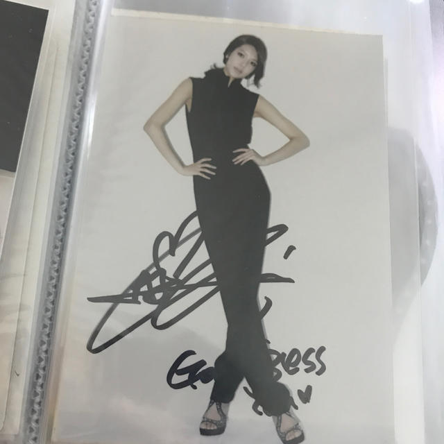 少女時代(ショウジョジダイ)の少女時代 サイン 直筆 写真 スヨン エンタメ/ホビーのCD(K-POP/アジア)の商品写真