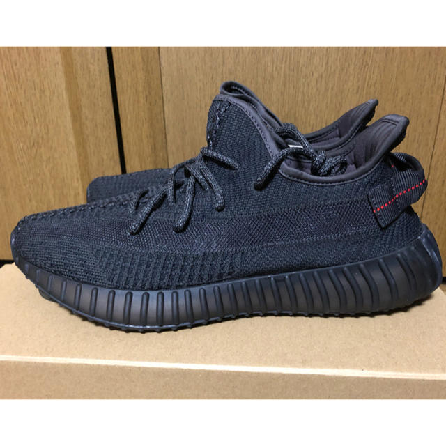 adidas(アディダス)のAdidas Yeezy Boost 350 V2 “Black” メンズの靴/シューズ(スニーカー)の商品写真