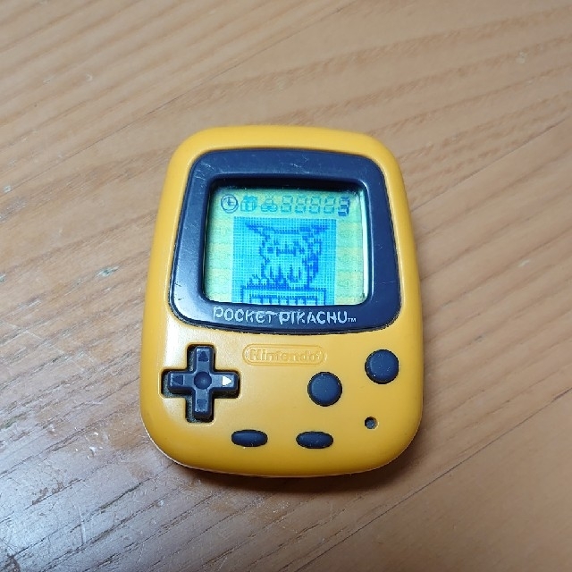 ポケモン - 初代 ポケットピカチュウの通販 by こむこむ's shop ポケモン - 初代 ポケットピカチュウの通販 by こむこむ's shop