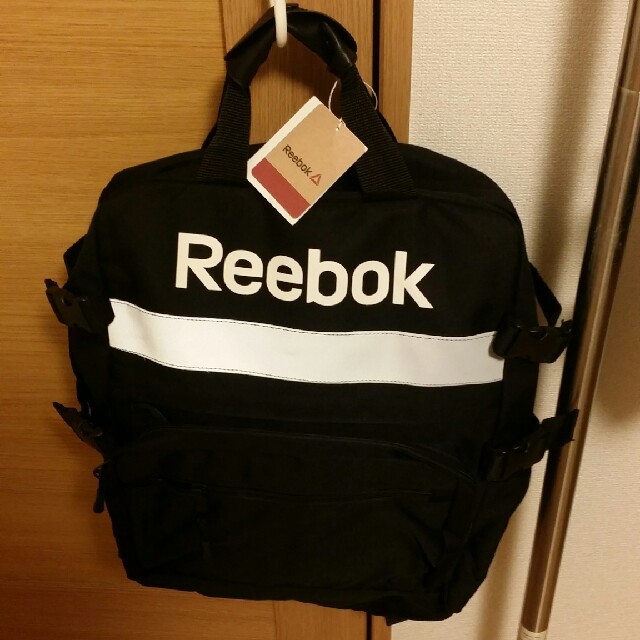 Reebok(リーボック)の【専用ページ】Reebok リュック　新品未使用✨ レディースのバッグ(リュック/バックパック)の商品写真