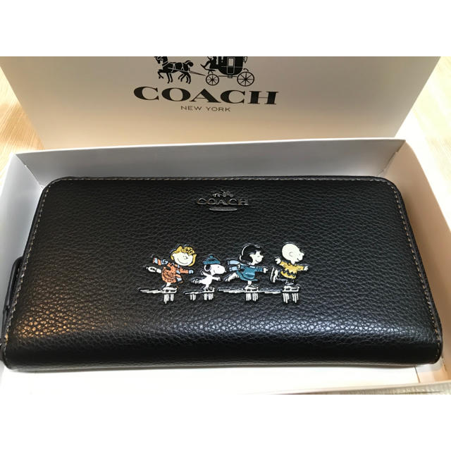 コーチ　長財布　スヌーピー　ブラック　COACH レザー16122B開閉