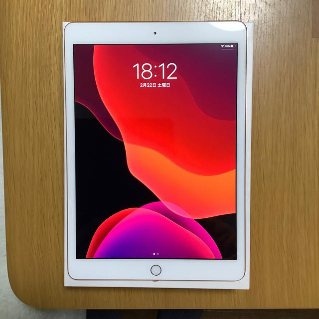 超美品】 iPad 第7世代 Wi-Fi 32GB 10.2インチ ゴールド 美品 スマホ