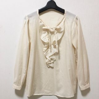 ドレステリア(DRESSTERIOR)のドレステリア　オシャレなフリルデザインブラウス　日本製(シャツ/ブラウス(長袖/七分))