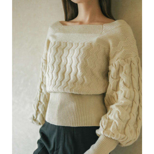 EDIT.FOR LULU(エディットフォールル)のsheer puffy knit ivory ニット　アイボリー レディースのトップス(ニット/セーター)の商品写真