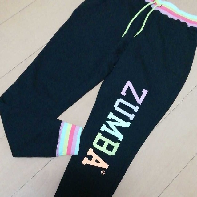 ZUMBAズンバ　パンツ　正規品　Ｓ