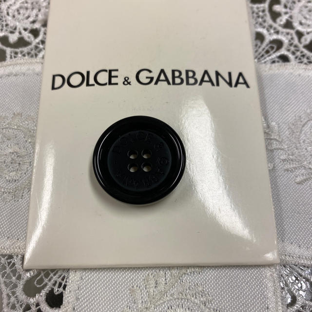 DOLCE&GABBANA(ドルチェアンドガッバーナ)のDOLCE&GABBANA  ボタン　ブラック ハンドメイドの素材/材料(各種パーツ)の商品写真