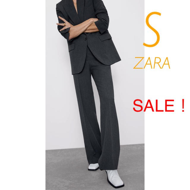 ZARA(ザラ)の新品未使用　ZARA ハイウエスト　ダーツ　ストレート　スーツ　ワイドパンツ　S レディースのフォーマル/ドレス(スーツ)の商品写真