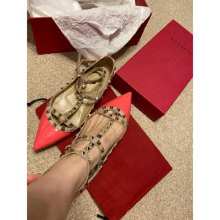 ヴァレンティノガラヴァーニ(valentino garavani)のvalentino♡スタッズパンプス ローヒール♪(ハイヒール/パンプス)